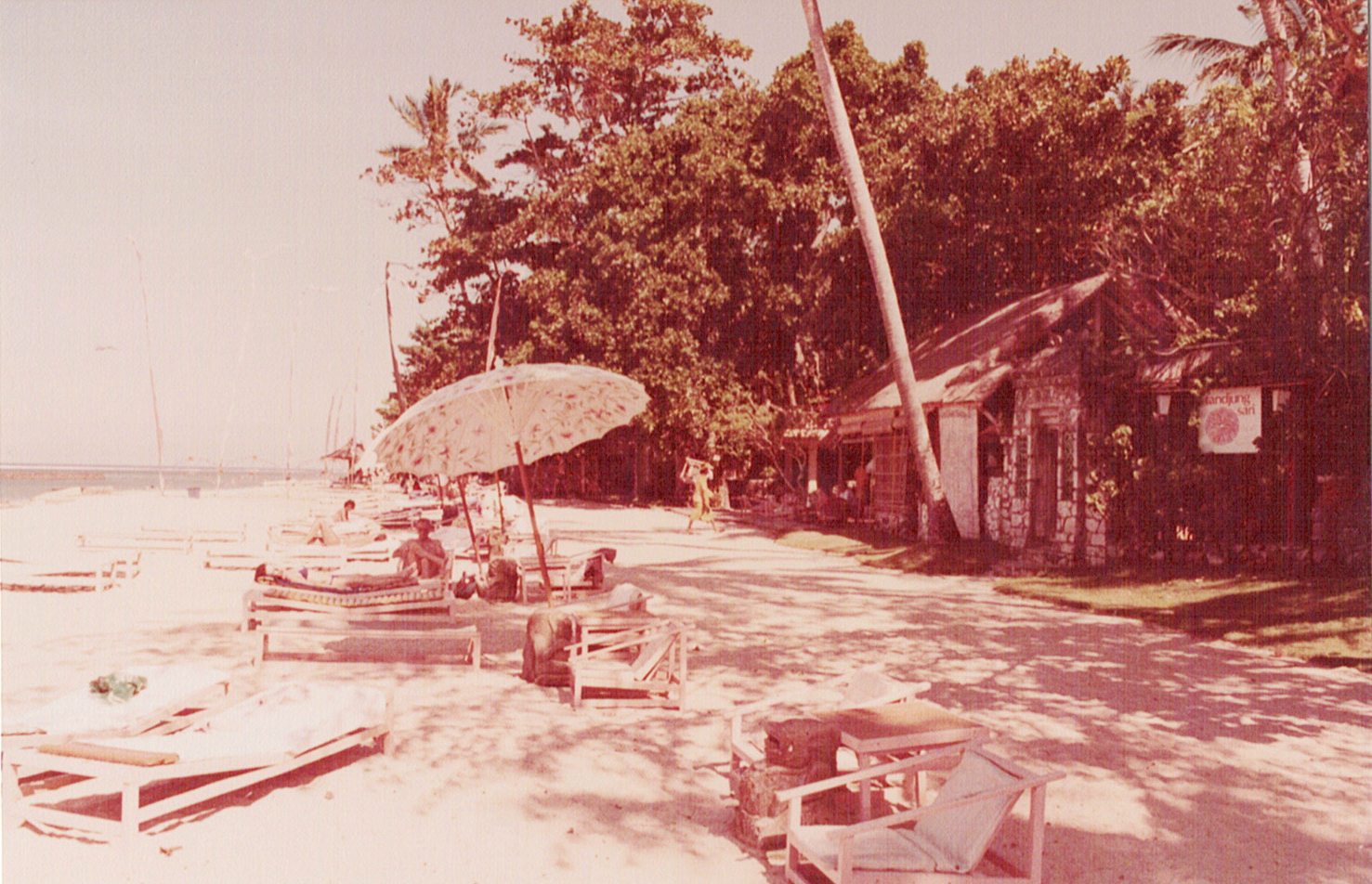 In time, Sanur evolved into a prominent tourist destination with the construction of the Segara Beach Hotel (which became the Segara Village) and later with the building of the InterContinental’s Bali Beach Hotel with Japanese war reparations.