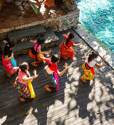 <p>With a commitment to recover and promote traditional knowledge, the Tanjung Sari Foundation upholds high standards of artistic expression across fine arts, applied arts, and performing arts.</p>
